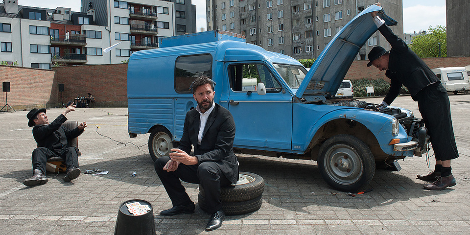 Voorstelling La Dyane van Sitting Duck